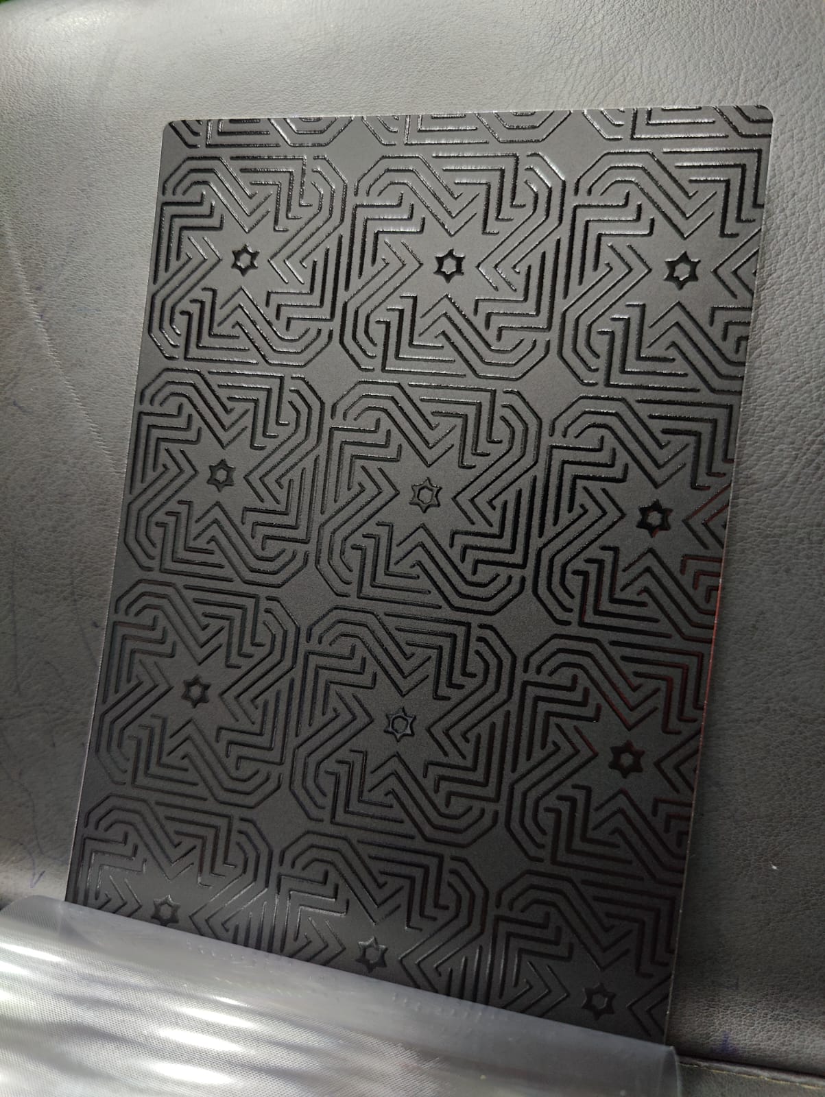 SPS AH-85 4 Layer Black Embossed Mobile Skin